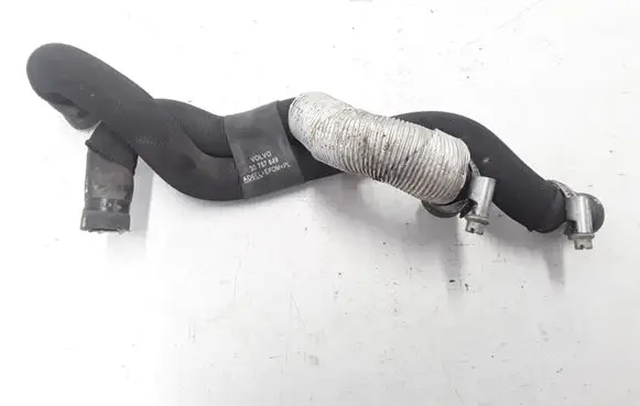 Volvo V60 Air intake hose/pipe 30757649