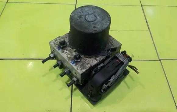 Audi A5 8T 8F ABS Pump 8K0614517BC 14AB13 8K0907379Q