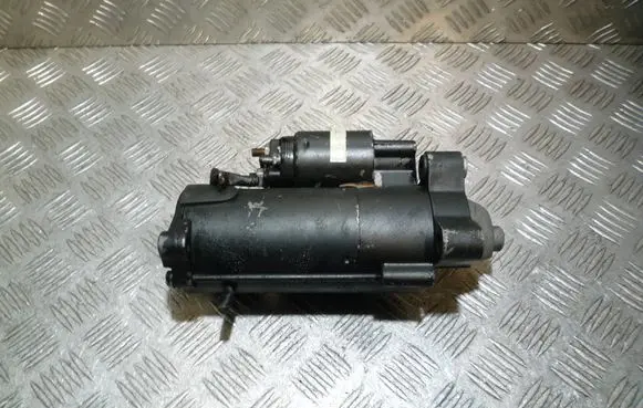 Volvo V50 Starter motor CBS1377E 4M5T11000FA