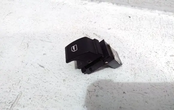 Volkswagen PASSAT B7 Electric window control switch