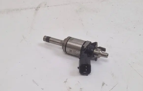 Nissan Qashqai Fuel injector AN0170 07S29 06046