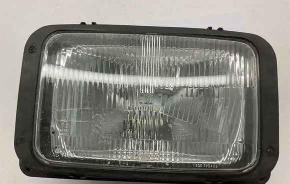 Iveco Daily 3rd gen Headlight/headlamp 1305620468 2551 184DB