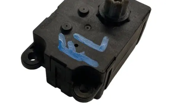 Renault Fluence Air flap motor/actuator T1006419G 21031118 1000100010