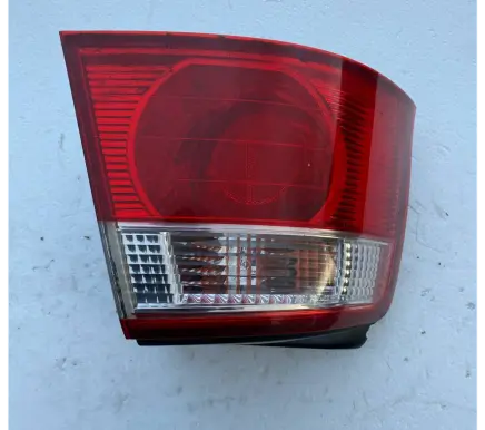 KIA Carens II Rear/tail lights