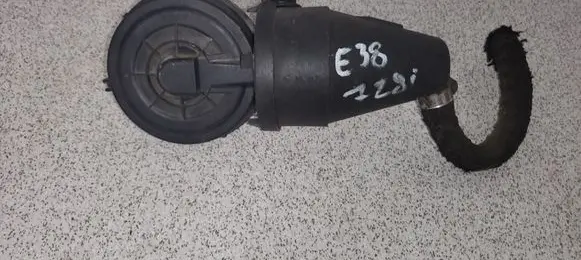 BMW 7 E38 Breather/breather pipe/hose 1703484