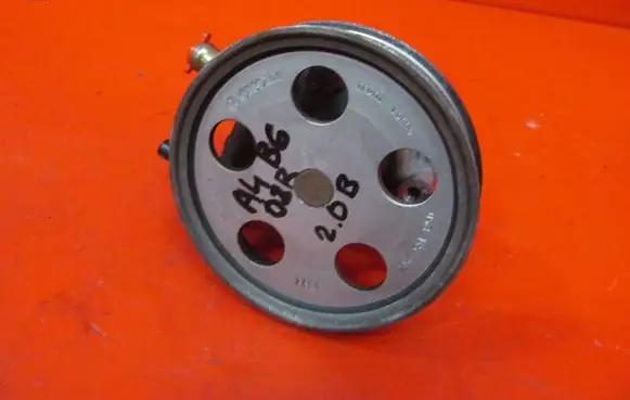 Audi A4 S4 B6 8E 8H Power steering pump 8E0145153D 06B145255