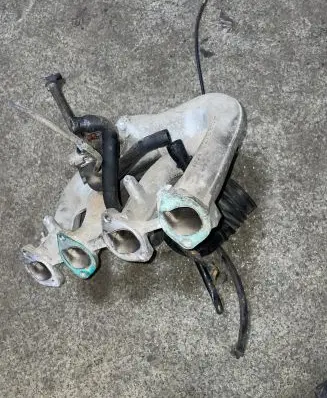 BMW 5 E28 Intake manifold 1278311