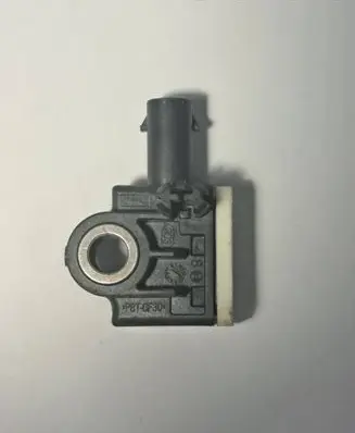 Mercedes-Benz ML W166 Airbag deployment crash/impact sensor A1668210151 56054085AA