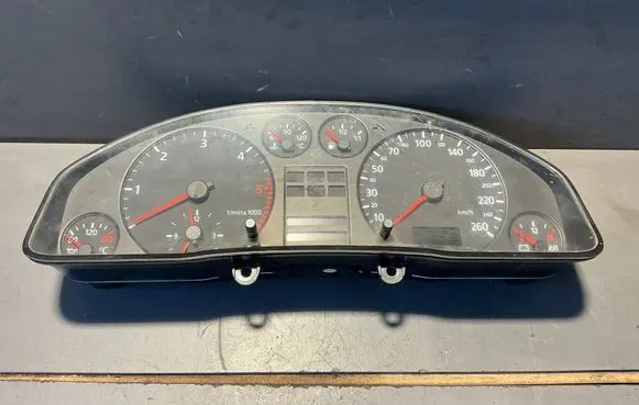 Audi A6 S6 C5 4B Speedometer (instrument cluster) 4B0919860N