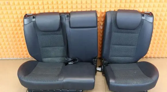 Mercedes-Benz A W169 Second row seats 