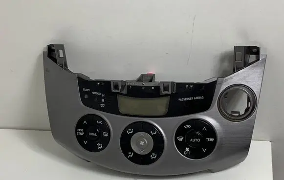 Toyota RAV 4 (XA30) Climate control unit 5590042290