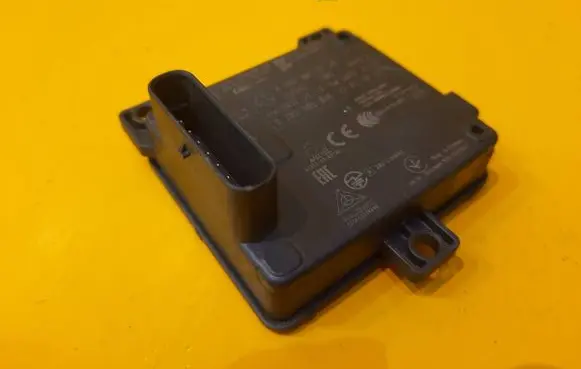 Mercedes-Benz S W222 Distronic sensor radar A0009052516