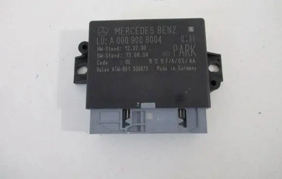 Mercedes-Benz E C207 W207 Parking PDC control unit/module A0009008004