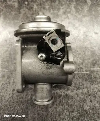 BMW 5 E60 E61 EGR valve 70045000 7791480