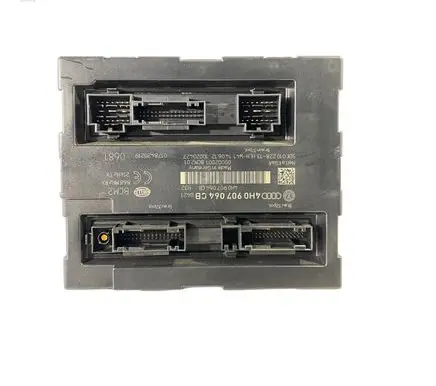 Audi A8 S8 D4 4H Comfort/convenience module 4H0907064CB 5DK01022813