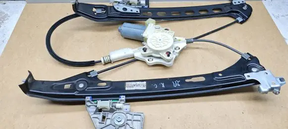 Mercedes-Benz CLS C219 Rear window lifting mechanism without motor A2197300746