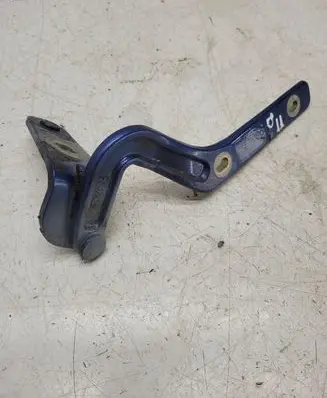 Audi TT Mk1 Tailgate/trunk/boot hinge