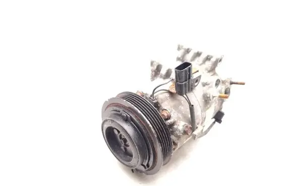 Hyundai ix35 Air conditioning (A/C) compressor (pump) 