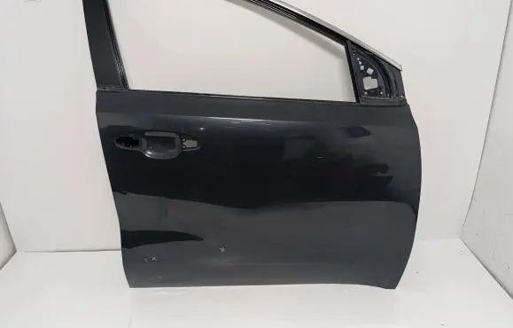 KIA Sportage Front door