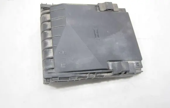 Volkswagen Golf VI Fuse box cover 1K0937132F 1K0937132G