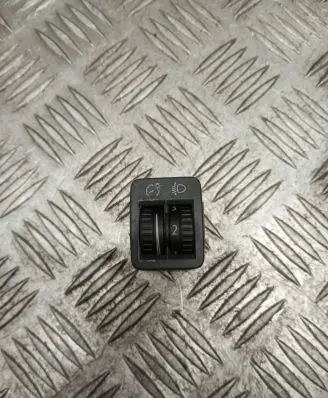 Volkswagen PASSAT B6 Headlight level height control switch