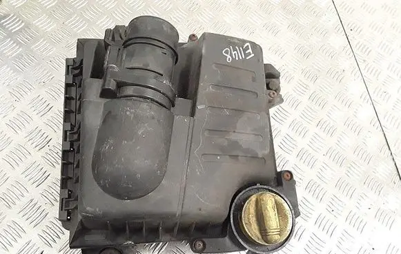 Renault Trafic II (X83) Air filter box 8200760899