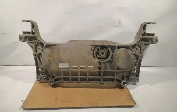 Volkswagen PASSAT B6 Front subframe 3C0199369F