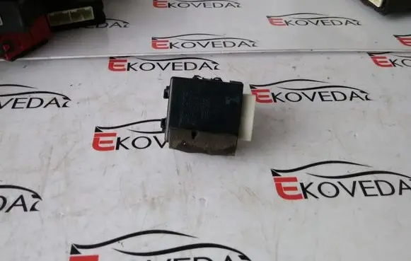 Lexus CT 200H Other control units/modules 8594076010