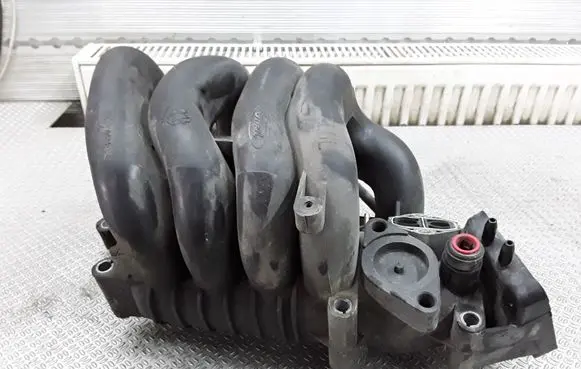 Ford Focus Intake manifold 1S4G9424