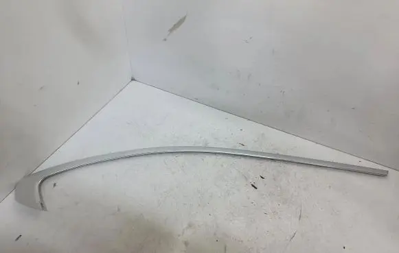 Peugeot 508 Rear side glass trim 