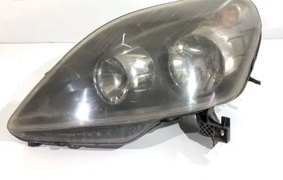 Opel Zafira B Headlight/headlamp 13252472