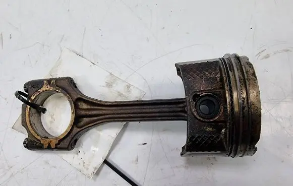 Seat Ibiza III (6L) Piston with connecting rod BME