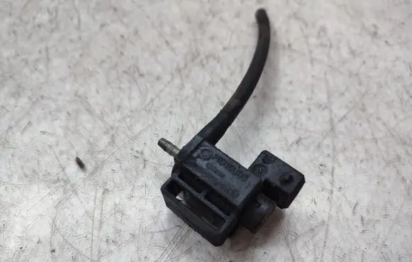 Volvo S90, V90 Turbo solenoid valve 31339879
