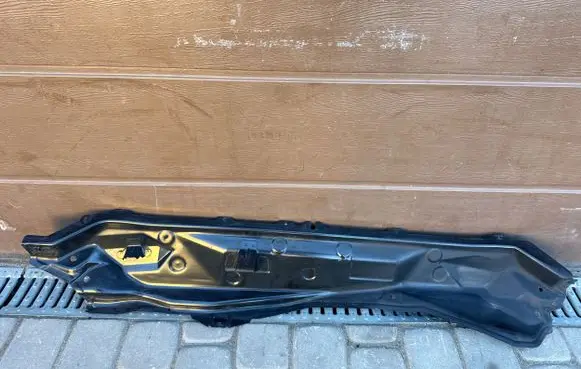 Wiper trim