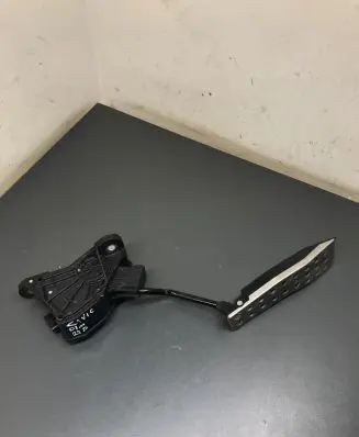 Honda Civic Accelerator throttle pedal 08H01