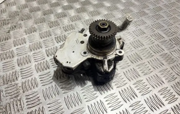 Mercedes-Benz R W251 Fuel injection high pressure pump A6420700201 0445010095