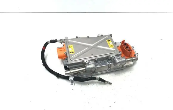 Jaguar E-Pace Voltage converter inverter P8D275520AB 5CDR3ZF02P