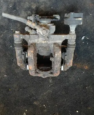 Chevrolet Cruze Rear brake caliper