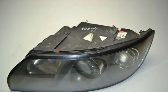 Volvo V50 Headlight/headlamp 12680