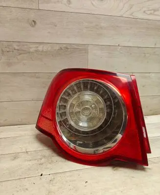Volkswagen PASSAT B6 Rear/tail lights 3C5945075C