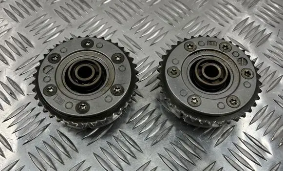 Camshaft pulley/ VANOS