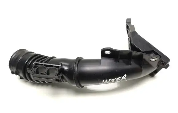 Ford Focus Intercooler hose/pipe AV6Q9351BB