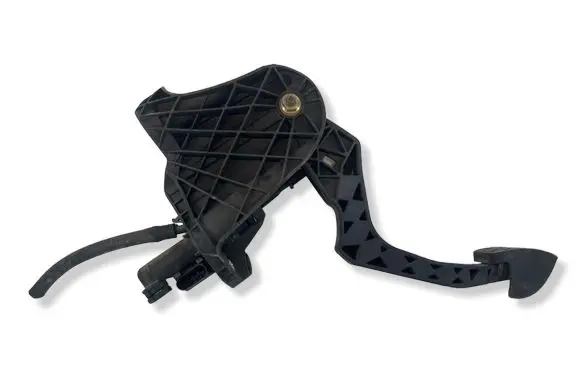 Volkswagen PASSAT B6 Clutch pedal 3C1721059H