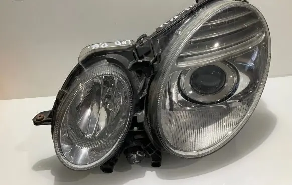 Mercedes-Benz E W211 Headlight/headlamp