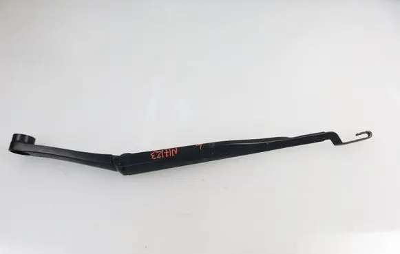 Hyundai Sonata Front wiper blade arm 