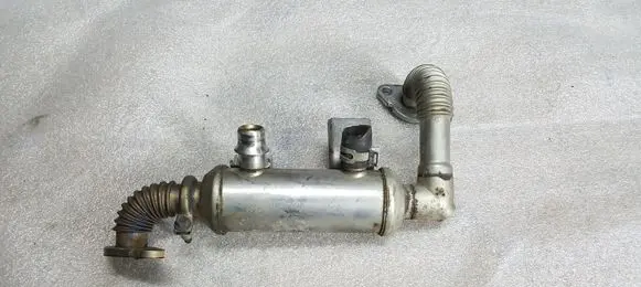 Ford Focus EGR valve cooler 021082 4M509E464BC