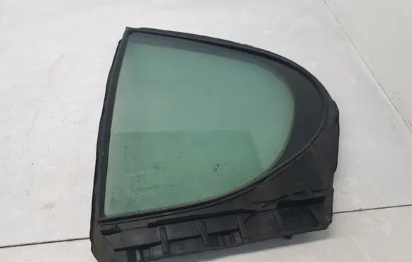 Lexus GS 250 350 300H 450H Rear vent window glass 6818930180