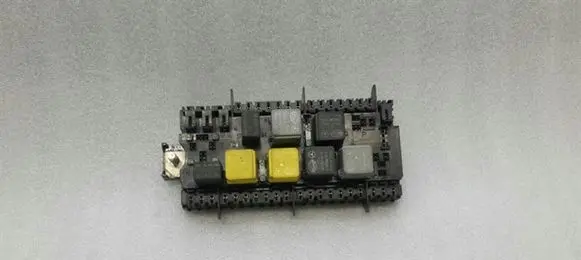 Mercedes-Benz ML W166 Fuse module A1669063801
