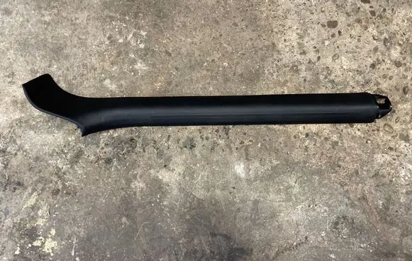 Audi A5 8T 8F Rear sill trim cover 8F0853906