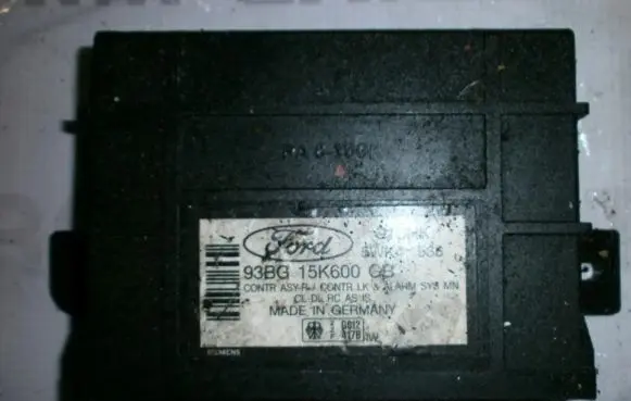 Ford Mondeo MK I Comfort/convenience module 93BG15K600GB 5WK4538